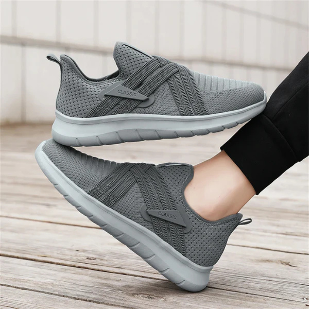 Metro Flex Sneakers