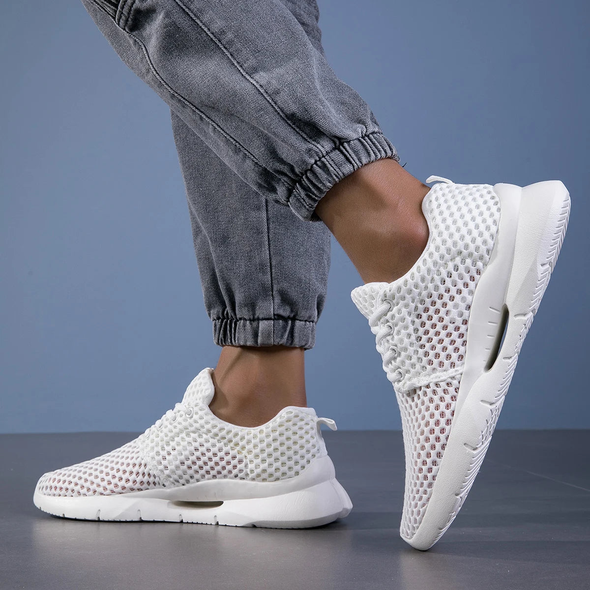 Aero Mesh Sneakers