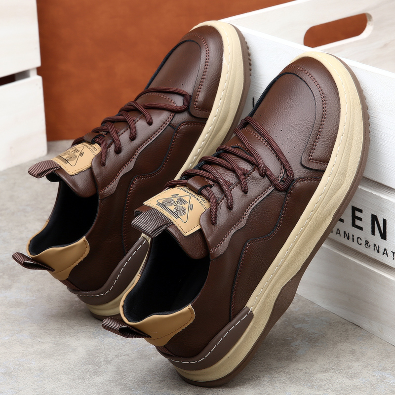 Oslo Leather Sneakers