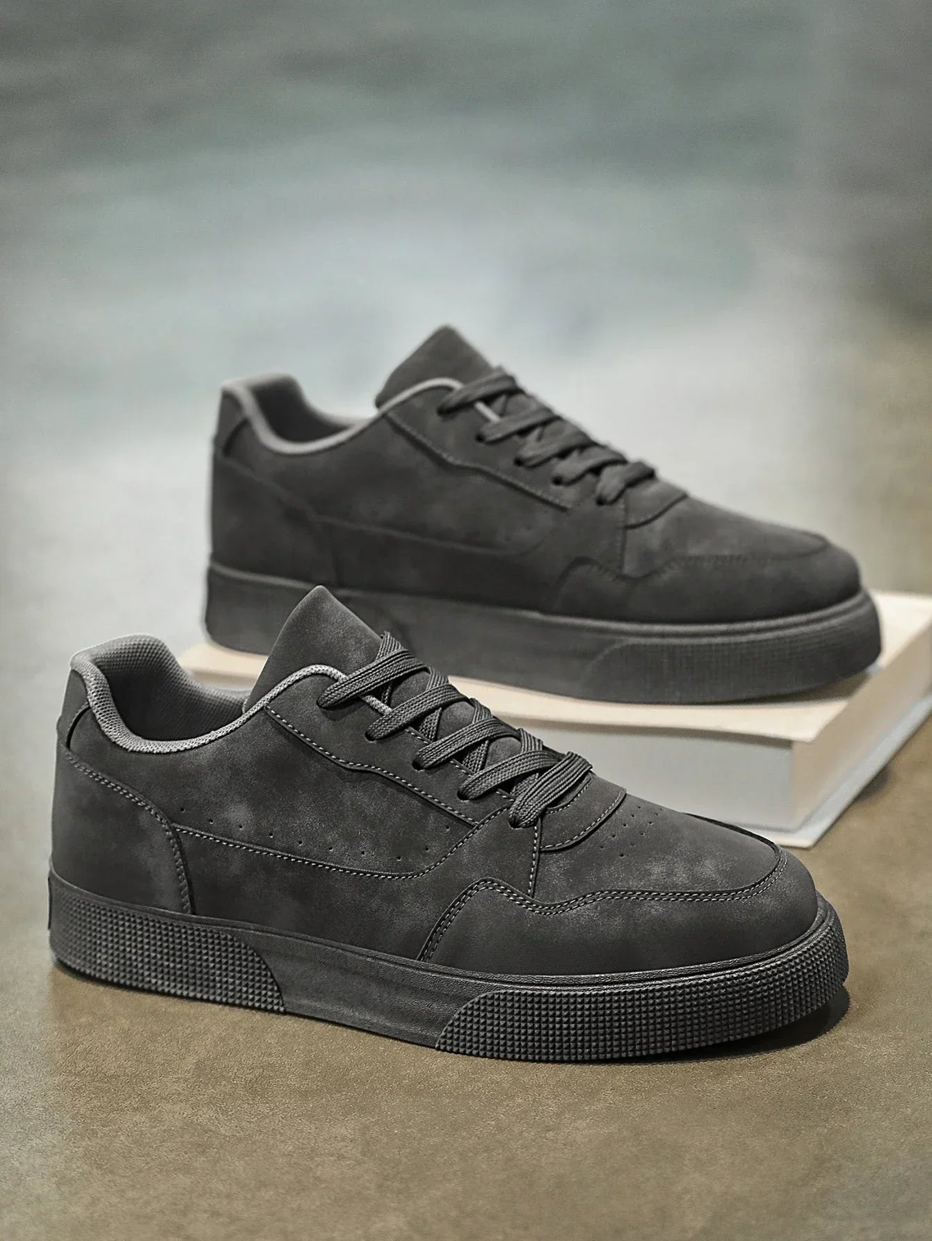Savona Suede Sneakers