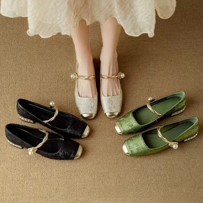 Verona Pearl Pumps