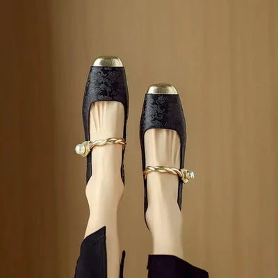 Verona Pearl Pumps
